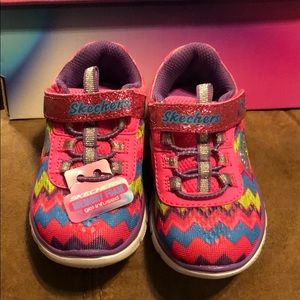 Skechers memory foam gel-infused shoe size 6